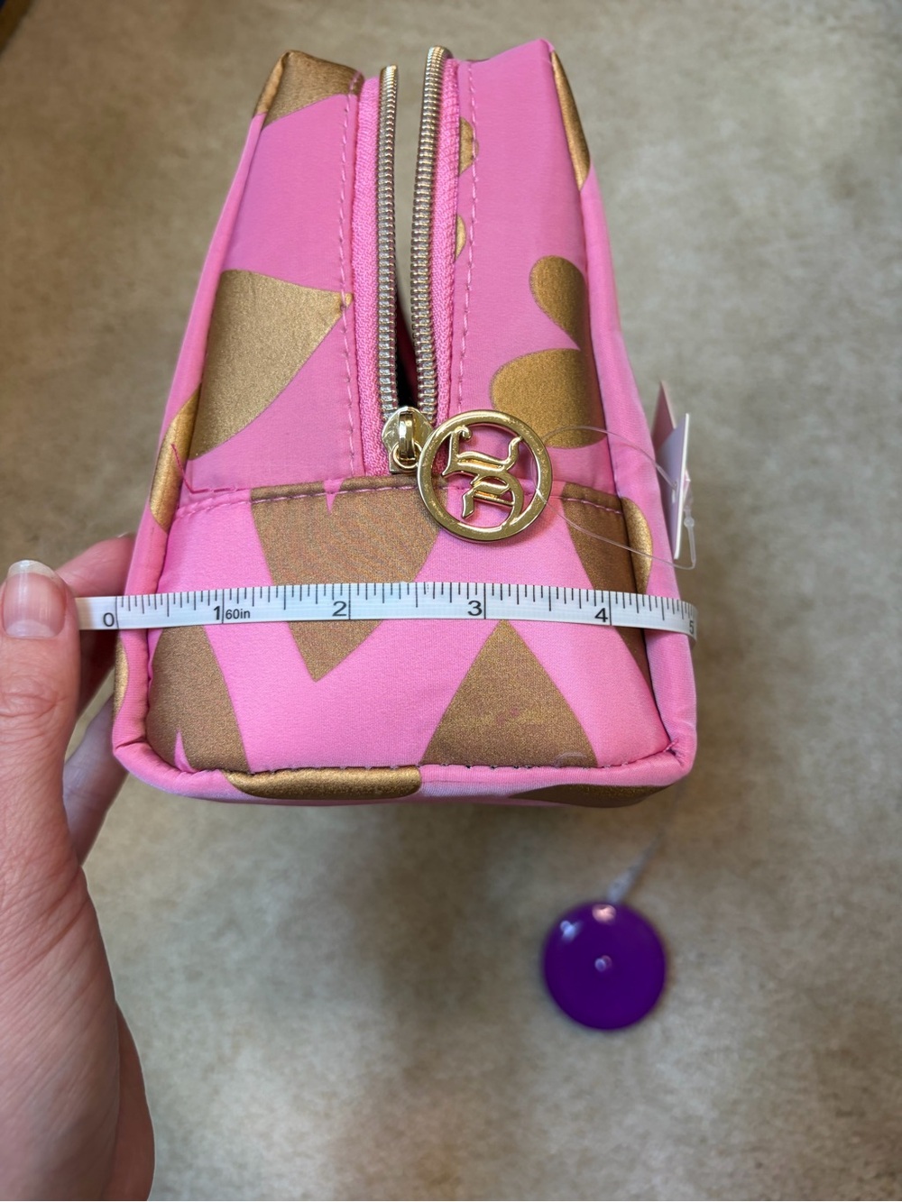 Juicy Couture Pink Cosmetic Pouch with Gold Heart Motif and Travel Bottle - Picture 15 of 17